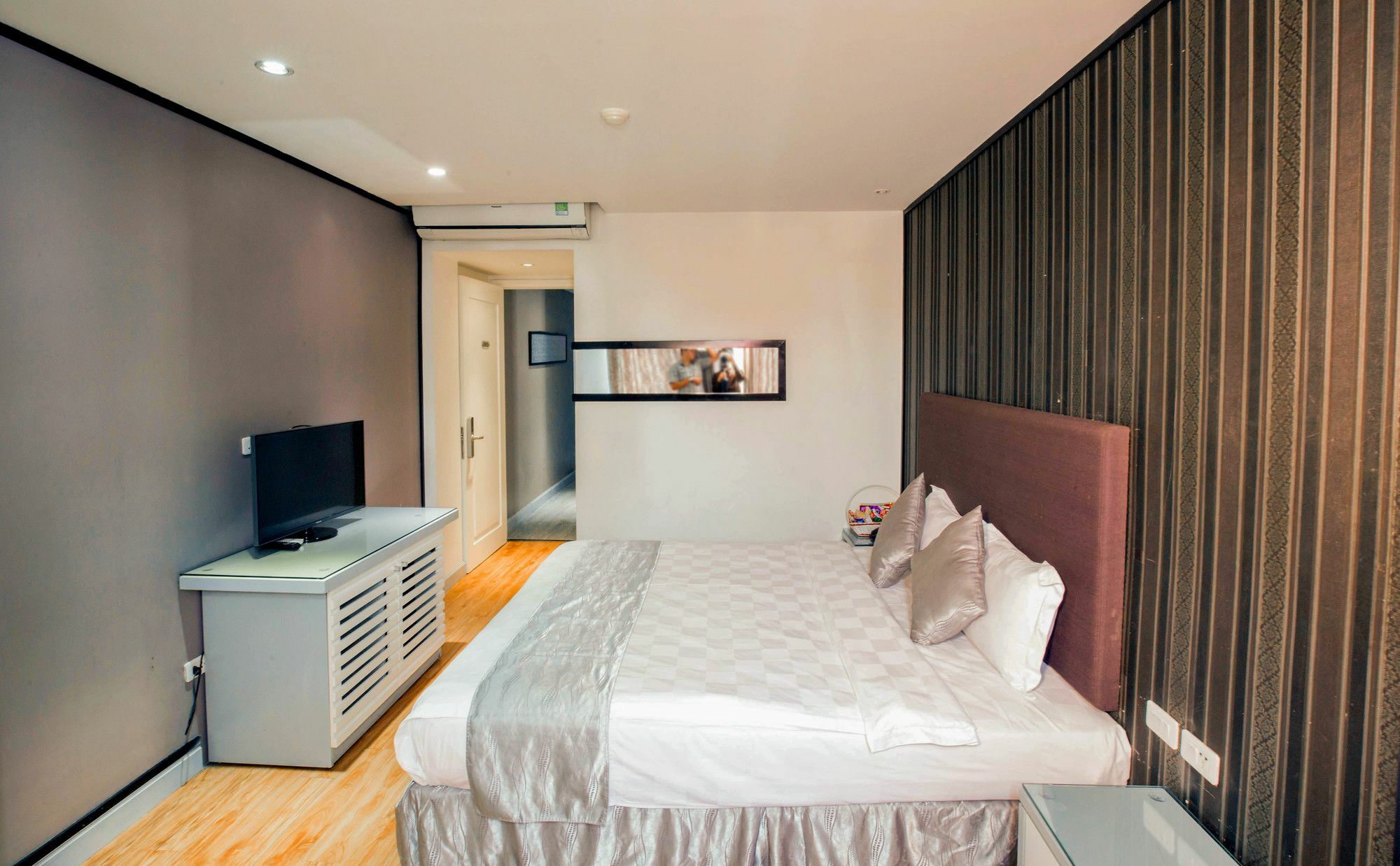 Riverside Boutique Hotel Ханой Екстер'єр фото